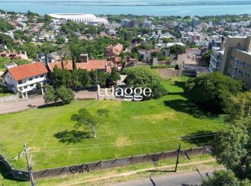 Terreno · 3386m² · Excelente terreno à venda em Porto Alegre, localizado na Rua Correa Lima,
