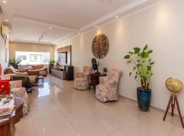 Casa de 3 quartos, São Paulo · Sobrado para venda em Vila Sônia com 3 quartos, sendo 1 suíte, 218m²