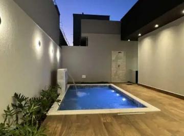 Casa de 4 quartos, São Paulo · Casa de 260 m² com 4 quartos à venda em Vila Progredior