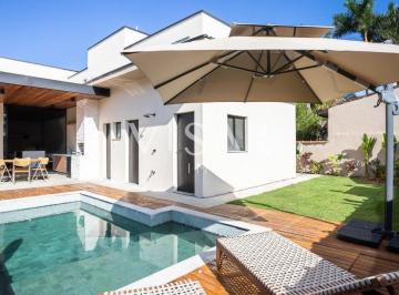 Casa · 198m² · 3 Quartos · 4 Vagas · Casa térrea no Condomínio Mar Verde