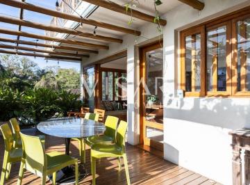 Casa · 150m² · 2 Quartos · 2 Vagas · Casa em condomínio costeiro no sul de Ilhabela