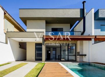 Casa · 162m² · 4 Quartos · 3 Vagas · Casa próxima à Praia do Capricórnio