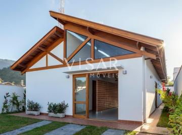 Casa · 128m² · 3 Quartos · 2 Vagas · Casa próxima à praia em Caraguatatuba