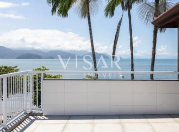 Apartamento · 142m² · 3 Quartos · 2 Vagas · Apartamento triplex em frente ao mar