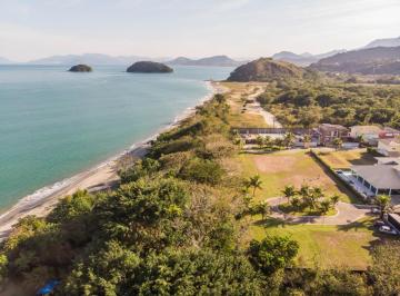 Terreno · 1700m² · Propriedade pé na areia em condomínio fechado