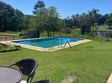 Casa de 4 quartos, Nazaré Paulista · Chacara com Diaria