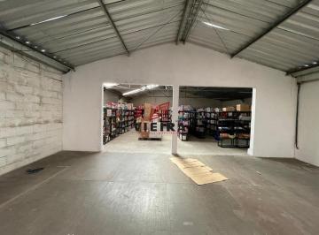 Comercial · 860m² · 3 Vagas · Galpão pronto para sua empresa 860m², aproveite!