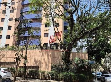 Apartamento · 84m² · 3 Quartos · 2 Vagas · Apto vago, andar alto, de frente, oportunidade!