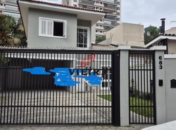 Casa · 300m² · 3 Quartos · 4 Vagas · CASARÃO RODEADA DE MANSÕES 4 QUARTOS, QUINTAL