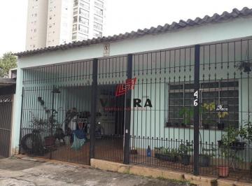 Casa · 90m² · 2 Quartos · 1 Vaga · Imóvel defronte a uma bela praça