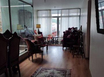 Casa · 400m² · 5 Quartos · 7 Vagas · Ótima localização !