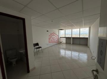 Comercial · 29m² · 1 Vaga · Sala em Imbetiba, Macaé: 29m² à Venda e Locação