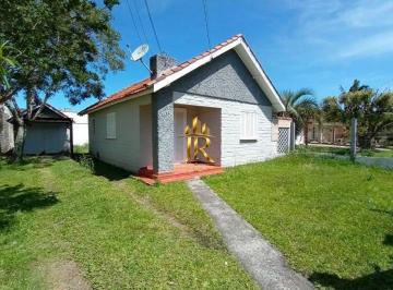 Casa · 95m² · 3 Quartos · 1 Vaga · Casa em localização de alto padrão