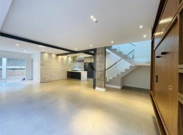 Casa · 250m² · 3 Quartos · 4 Vagas · Casa com 3 quartos à venda em Independência - SP