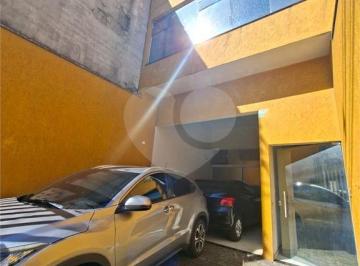 Comercial · 179m² · 2 Vagas · Sobrado à venda em Vila nogueira - SP