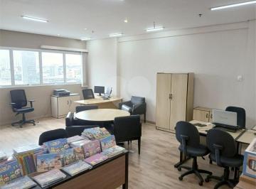 Comercial · 39m² · 1 Vaga · Salas para locação em Centro - SP