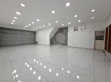 Comercial · 232m² · 3 Vagas · Prédio inteiro à venda em Taboão - SP