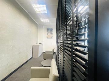 Comercial · 37m² · 3 Quartos · 1 Vaga · Salas com 3 quartos para locação em Centro - SP