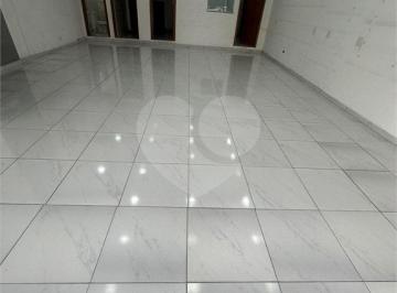 Comercial · 138m² · 3 Vagas · Salão Comercial para locação em Taboão - SP
