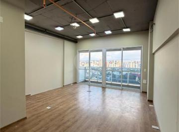 Comercial · 36m² · 1 Vaga · Salas à venda ou para locação em Baeta neves - SP