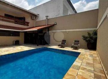 Casa · 336m² · 3 Quartos · 7 Vagas · Sobrado com 3 quartos à venda ou para locação em Independência - SP