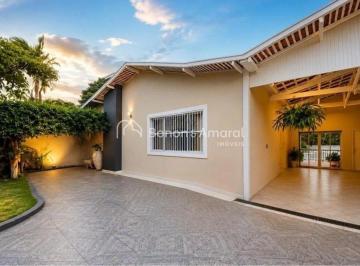 Casa · 599m² · 5 Quartos · 4 Vagas · Casa de condomínio para venda com 600m², 5 quartos e 4 vagas