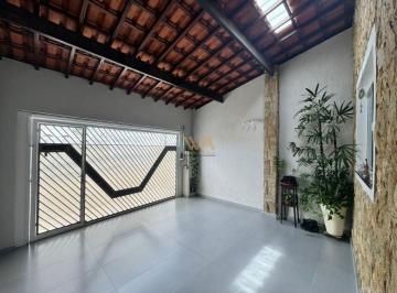 Casa · 93m² · 3 Quartos · 2 Vagas · Casa com 3 Dormitórios à Venda na Vila Lavínia – Mogi das Cruzes