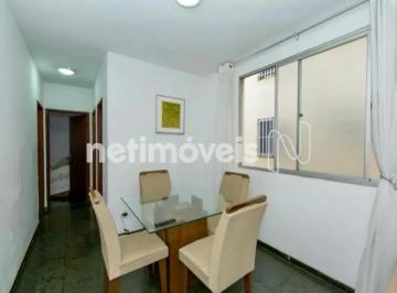 Sala · Apartamento à Venda no Carlos Prates – 3 Quartos!!