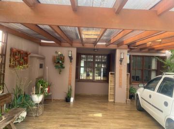 Casa · 99m² · 3 Quartos · 2 Vagas · Casa em condominio na zona Sul.