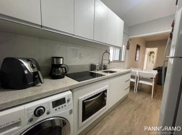 Apartamento · 61m² · 2 Quartos · 1 Vaga · Apartamento Mobiliado na Av. Brasil a Venda - Centro de Balneário Camboriú -SC
