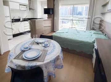 Apartamento · 40m² · 1 Quarto · 1 Vaga · Studio mobiliado no Brooklin com 1 dormitório, varanda e vaga