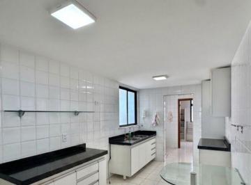 Apartamento · 147m² · 4 Quartos · 2 Vagas · VENDO APARTAMENTO VISTA MAR DEFINITIVA | PONTA DO FAROL