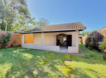 Casa · 197m² · 2 Quartos · 2 Vagas · Casa térrea à venda a apenas 1 minuto da praia de Boracéia - São Sebastião/SP