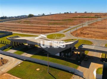 Terreno · 250m² · LOTE CONDOMINIO VINHAS FLAMBOYANT