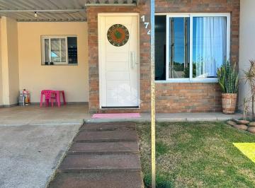 Casa · 59m² · 2 Quartos · Geminado 02 dormitórios na João Alves