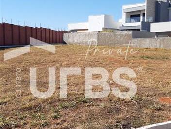 Terreno · 429m² · Condominio Morada do Lago ( Village Trindade )