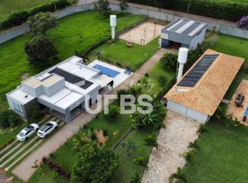Casa · 470m² · 4 Quartos · 2 Vagas · Country Ville - Casa de Condomínio 4 quartos, sendo 4 suítes