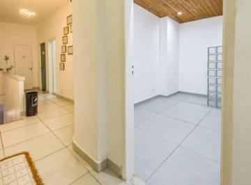 Comercial · 40m² · Sala comercial na Rua Humberto I, 93 - Compartilhado com Clínica • 40 m²