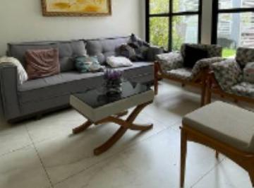 Casa de 3 quartos, São Vicente · Grande Oportunidade – Lindo Sobrado Mobiliado com excelente Localização.