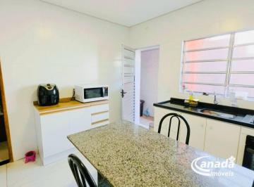 Casa · 125m² · 3 Quartos · 2 Vagas · Sobrado com 3 dormitórios em Osasco