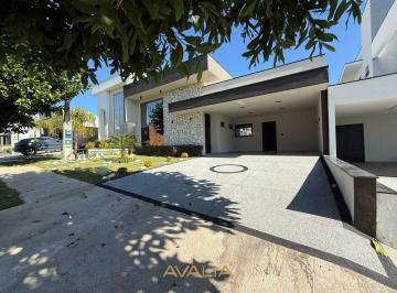 Casa · 208m² · 3 Quartos · 4 Vagas · Casa de Condomínio para venda em Jardins Di Roma de 208.00m² com 3 Quartos, 3 Suites e 4 Garagens