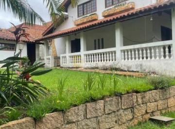 Casa · 300m² · 4 Quartos · 3 Vagas · Casa de Condomínio para venda em Condomínio Chácaras do Lago de 300.00m² com 4 Quartos, 2 Suites e 3
