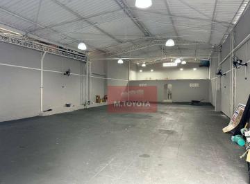 Comercial · 260m² · 3 Vagas · Galpão / Depósito / Armazém para venda e aluguel em Centro de 260.00m² com 3 Garagens