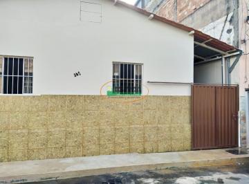 Casa · 2 Quartos · Casa à venda - no Centro