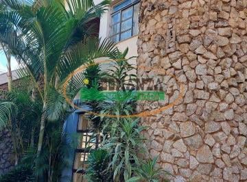 Casa · 192m² · 3 Quartos · Casa à venda - em Carijós