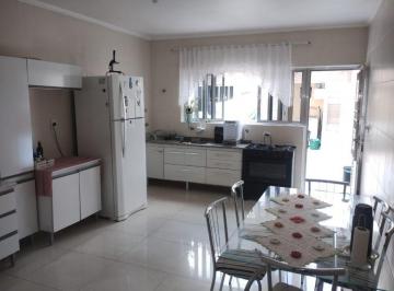 Casa · 156m² · 3 Quartos · 2 Vagas · Sobrado para venda em Jardim Popular de 156.00m² com 3 Quartos e 2 Garagens