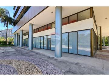 Comercial · 688m² · 25 Vagas · Imóvel Comercial para alugar em Barra Da Tijuca de 688.00m² com 25 Garagens
