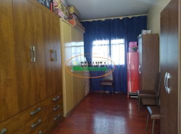 Casa · 261m² · 4 Quartos · Casa à venda - no Centro