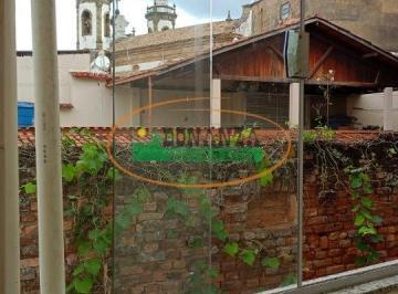 Casa · 300m² · 3 Quartos · Casa para aluguel - no Centro
