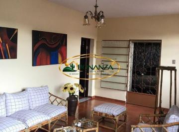 Casa · 830m² · 4 Quartos · Casa à venda - no Centro